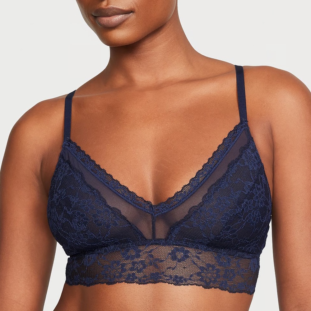 VICTORIA'S SECRET Lace Curvy Bralette💙